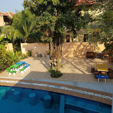 Arerayah Beach Resort Pranburi Kültér fotó
